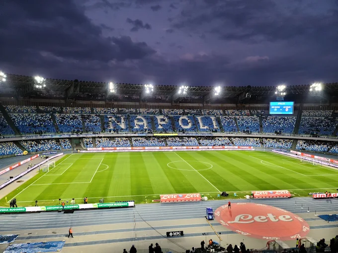 Le football à Naples : plus puissant que la religion unnamed